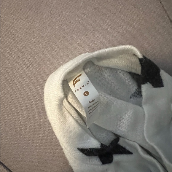 Top - Picture 3 of 3